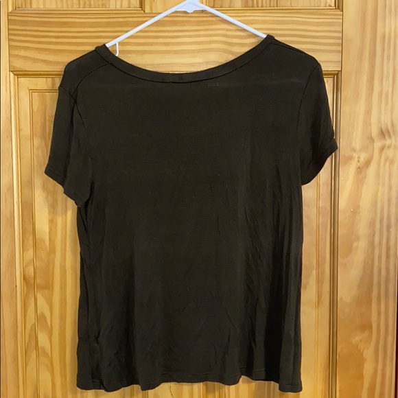 Green top - Picture 2 of 2